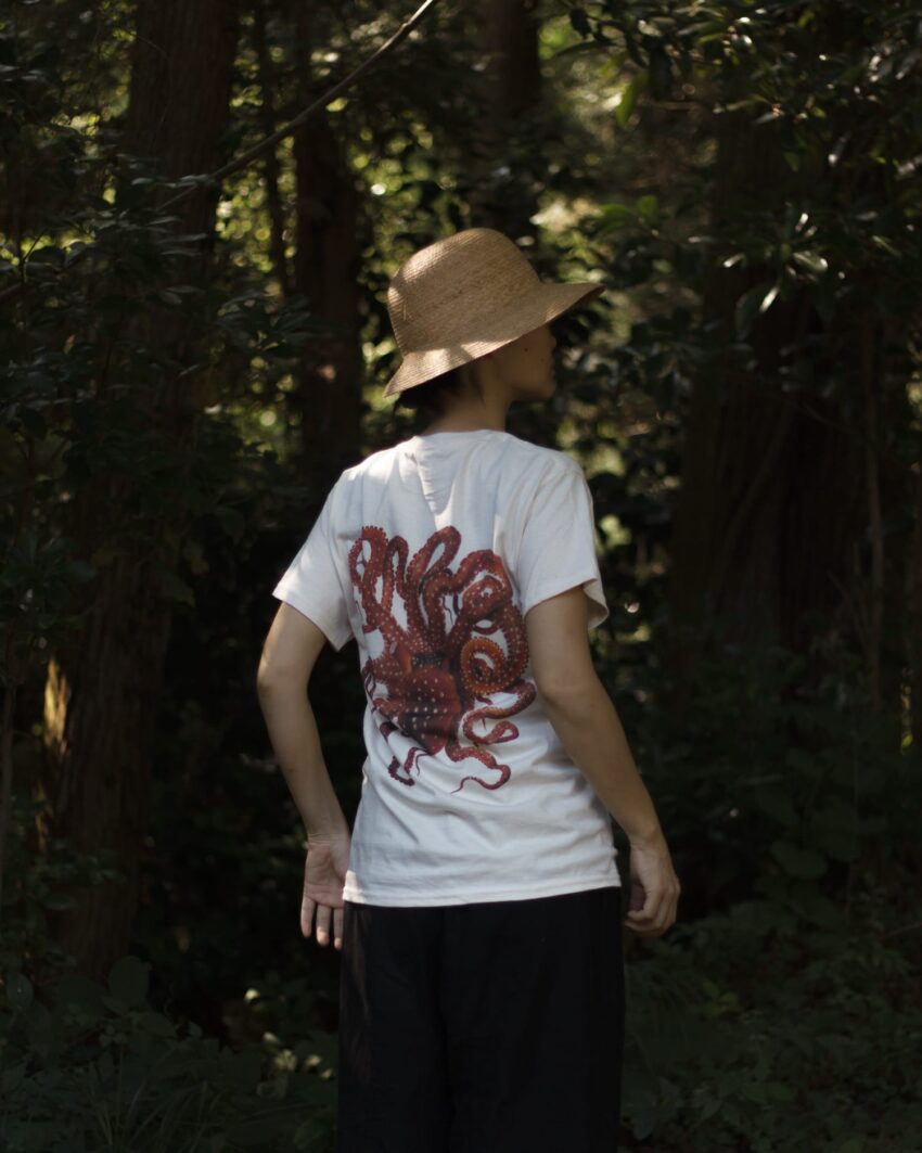 タコTシャツ