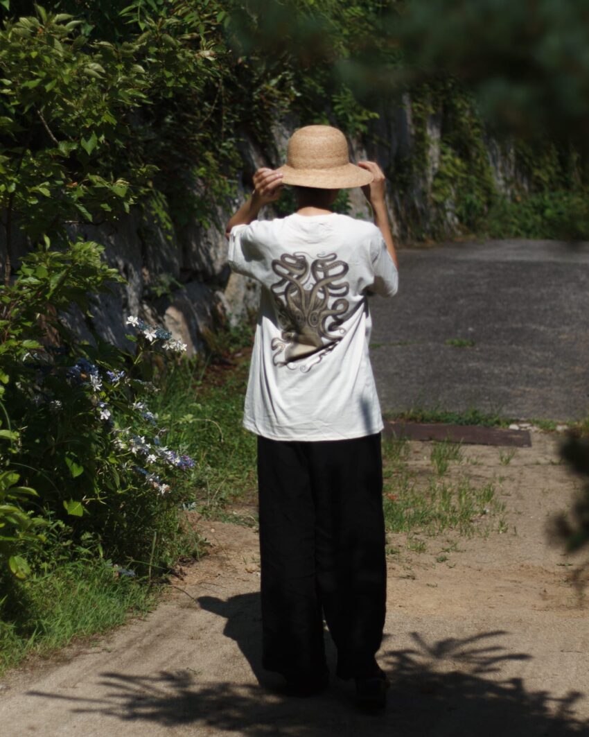 モノクロタコTシャツ